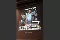 Rund 70 Nachwuchsstudenten nahmen an der vierten Vorlesung der LZ-Kinderuni zum Thema: "Mobile Medien - wie die Apps aufs Handy kommen" teil. - &copy; Bernhard Preu&szlig;