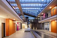 Fr&uuml;her war die Jugendherberge Bielefeld eine Fahrradfabrik. Im Zuge der Expo 2000 wurde sie ein St&uuml;ck moderner Architektur. Foto: J&ouml;rg Dieckmann - &copy; J&ouml;rg Dieckmann