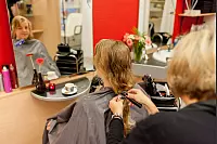 Lipper spenden Haare für Krebskranke - © Torben Gocke