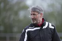Im Lipperderby muss der RSV Barntrup eine bittere 0:1-Heimniederlage vor rund 200 Zuschauern gegen den Blomberger SV einstecken. - © Egon Penner