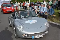 WAVE-TROPHY 2016 - Größte E-Automobilrallye tankt in Dörentrup auf.
Weltrekord mit den meisten zeitgleich aufgeladenen Elektrofahrzeugen mit erneuerbaren Energien geschafft, Viele E-Fahrzeuge wurden präsentiert. - © Tanja Watermann