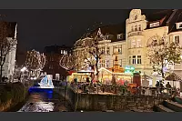 Zum "Weihnachtstraum" leuchtet die gesamte Altstadt. - © Apple Photos Clean Up