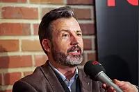 Hans Ulrich Braun, Leiter der Forstverwaltung des Landesverbandes Lippe (links) und Waldberater für den Bund Dr. Ralf Petercord - © Bernhard Preuss