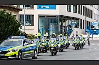 Die Polizei sorgte für Sicherheit – auf und neben der Strecke. Laut Behördensprecher Hendrik Drawe blieb es an beiden Tagen des Sportevents in der Hansestadt völlig friedlich. - © Daniel Salmon
