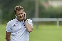 Testspiel zwischen dem Bezirksligisten SC Bad Salzuflen und dem Lemgoer A-Ligisten SG H&ouml;rstmar-Lieme. Die Kurst&auml;dter behielten mit 2:1 die Oberhand. - &copy; Egon Penner