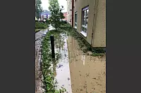 Überschwemmtes Altenheim „Die Rose im Kalletal“ in Lüdenhausen. - © Feuerwehr Kalletal