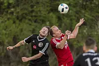 Im Lipperderby muss der RSV Barntrup eine bittere 0:1-Heimniederlage vor rund 200 Zuschauern gegen den Blomberger SV einstecken. - © Egon Penner