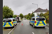 Die Polizei ist mit einem Großaufgebot vor Ort. - © Claus Frickemeier