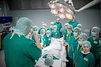 Kinderuni: Im OP-Saal 2 - © Torben Gocke