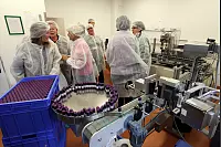 LZ-Leser besuchen die Detmolder Duftmanufaktur Taoasis. - &copy; Bernhard Preuss