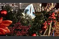 Ein neuer Hingucker sind die illuminierten "Schiffchen". - © Melanie Meyer