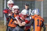 Eindrücke von der U19-Begegnung zwischen den TuS Kachtenhausen White Hawks und der SG Hamm Aces/Sauerland Mustangs. Die White Hawks siegen 40:0. - © EGON PENNER