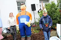 Impressionen von der Eröffnung des Karneval-Kreisverkehrs in Steinheim. - © Madita Schellenberg