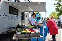 Impressionen vom ”SmileDay" 2023. Zum ersten Mal veranstaltete das Vitalzentrum Kühlmuss & Grabbe eine Art Hausmesse. Schauplatz war die Unternehmenszentrale an der Sylbeckestraße in Detmold. - © Vitalzentrum Kühlmuss & Grabbe