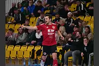 Der Alterspr&auml;sident: Manuel Di Paterniano ist auch mit 40 Jahren noch f&uuml;r TuRa Heiden am Ball. - &copy; J&ouml;rg Hagemann