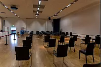 So sieht es im Impfzentrum Lippe aus. - © Jannik Stodiek