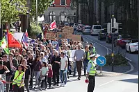 Klima retten: Rund 2000 Menschen gehen in Detmold bei der bislang größten "Fridays for Future"-Demo auf die Straße. - © Bernhard Preuss