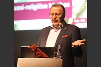 Zukunfsperspektiven mit Helmut Muthers. - © Vera Gerstendorf-Welle