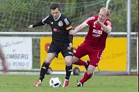 Im Lipperderby muss der RSV Barntrup eine bittere 0:1-Heimniederlage vor rund 200 Zuschauern gegen den Blomberger SV einstecken. - © Egon Penner