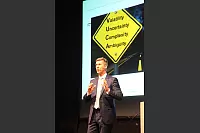 Denkfl&uuml;gel mit Dr. Martin Emrich - &copy; Vera Gerstendorf-Welle(LZ)