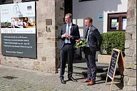 Bundespräsident Frank-Walter Steinmeier kommt zum Sommerinterview in den Lippischen Hof in Bad Salzuflen. ZDF-Moderation Bettina Schausten führt das Interview, das für das Politmagazin "Berlin direkt" aufgezeichnet wurde. - © Heidi Stork