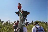 Am ersten Tag ging es für die 17-köpfige Wandergruppe von Horn-Bad Meinberg nach Bad Driburg. - © Niklas Böhmer
