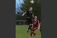 Im Lipperderby muss der RSV Barntrup eine bittere 0:1-Heimniederlage vor rund 200 Zuschauern gegen den Blomberger SV einstecken. - © Egon Penner
