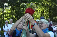 Am zweiten Tag ging es für die 17-köpfige Wandergruppe von Bad Driburg nach Kleineberg (Lichtenau). - © Niklas Böhmer