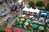 Der Rathausplatz während der Lidl Deutschland-Tour von oben. - © Daniel Salmon