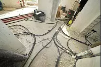 Innerhalb von nur einem Monat wird das ganze Haus in Bielefeld saniert. - © Peter Unger