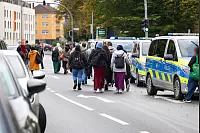 Wegen eines Messerangriffs auf eine Schülerin war die Polizei am Paderborner Westfalen-Kolleg im Großeinsatz. - © Niklas Tüns