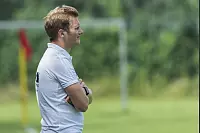 Testspiel zwischen dem Bezirksligisten SC Bad Salzuflen und dem Lemgoer A-Ligisten SG H&ouml;rstmar-Lieme. Die Kurst&auml;dter behielten mit 2:1 die Oberhand. - &copy; Egon Penner