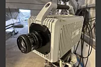 Hochgeschwindigkeitskameras nehmen den Ablauf von Tests auf. - © Jens Reddeker