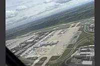 Beim Abflug zeigt sich die Größe des Münchener Airports. - © Jens Reddeker