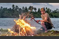 Damit er sein Projekt dokumentieren konnte, kam an einem Tag ein professioneller Fotograf auf eine der Inseln. Ansonsten war Alexander Maksimov f&uuml;r sieben Tage auf sich allein gestellt. - &copy; Alexander Maksimov