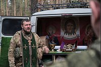 Orthodoxes Osterfest mitten im Krieg - © Uncredited/Russian Defense Ministry Press Service/AP/dpa