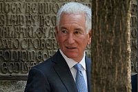 Ivankas Schwiegervater, Charles Kushner, soll von Trump einen Botschafter-Posten bekommen. (Archivbild) - © John Minchillo/={sum}#4=/AP/dpa