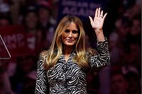 Melania Trump hat schon gepackt, sagt sie. (Archivbild) - © Evan Vucci/AP/dpa