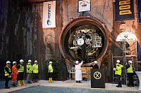 Startschuss für SuedLink: Tunnel «Jette» für Stromtrasse unter der Elbe gesegnet - © Marcus Brandt/dpa