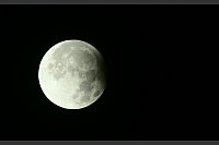 Die Wetteraussichten waren gut - und somit die Chancen auf eine gute Sicht auf den Mond. - © Axel Seidemann/dpa