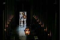 Sorge um den Papst. - © Alessandra Tarantino/AP/dpa