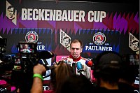 Philipp Lahm lobt Kimmichs Konstanz. - © Harry Langer/dpa