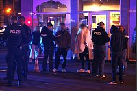 40-Jähriger nach Messerstichen in Lebensgefahr. - © David Young/dpa
