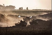 Die israelische Armee hat nach der Feuerpause die K&auml;mpfe im Gazastreifen gegen die islamistische Hamas wieder aufgenommen. - &copy; Ilia Yefimovich/dpa