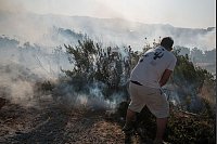 Die Brandursache sei noch unklar. - © Murat Kocabas/SOPA Images via ZUMA Press Wire/dpa
