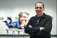 Tilly und eine Figur von Karl Lauterbach: Der Gesundheitsminister im Visier der Karnevalsnarren. - © Oliver Berg/dpa