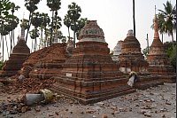 Erdbeben in Myanmar: Beschädigte Pagoden - © Aung Shine Oo/AP/dpa