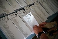 350 Abgeordnete des Unterhauses und ein Teil des Senats werden neu gewählt. - © Andrea Comas/AP/dpa