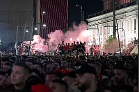 In Pir&auml;us feierten die Fans ihre Mannschaft. - &copy; Michael Varaklas/AP