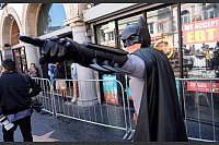 Batman hat jetzt auch einen Stern auf dem Walk of Fame in Hollywood bekommen. - © Chris Pizzello/Invision/AP